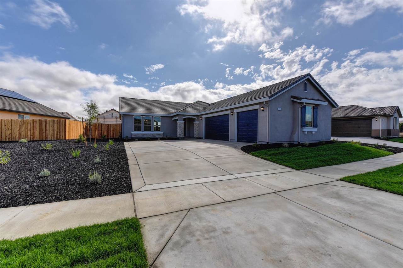 1793 Seabiscuit Way - Photo 1