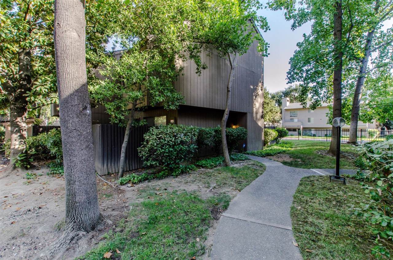 601 Woodside Sierra - Photo 1