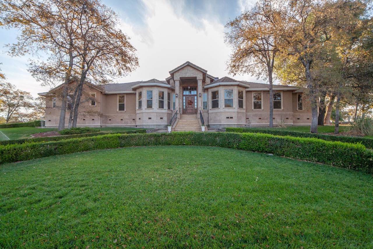 9915 Spyglass Circle - Photo 1
