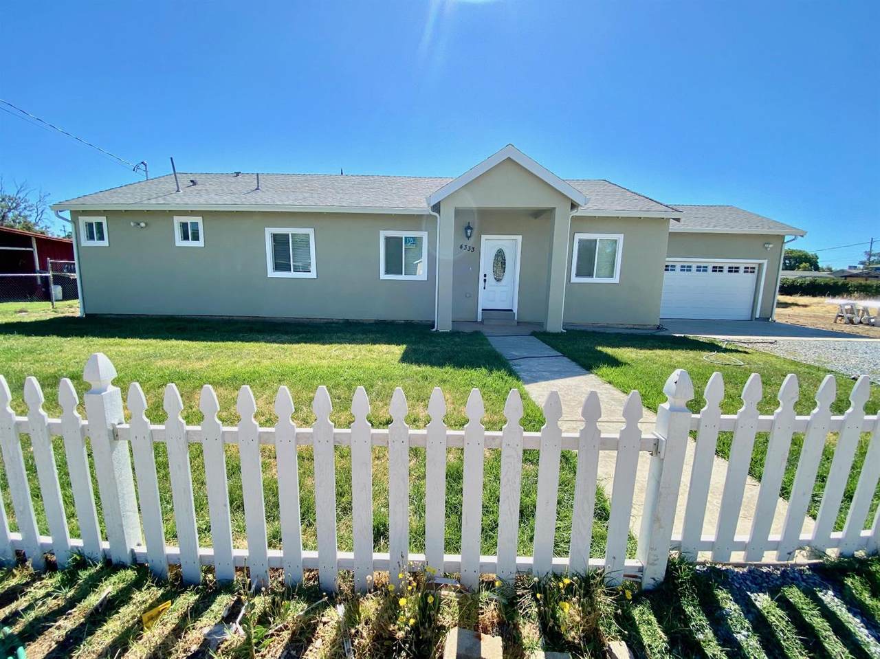 4333 College Way - Photo 1