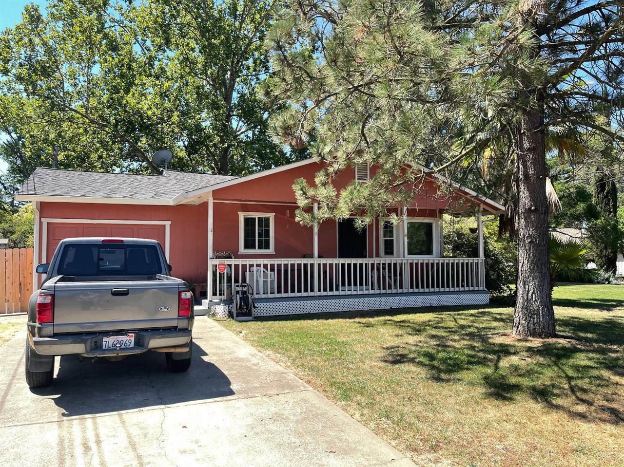3960 Pasadena Avenue - Photo 1