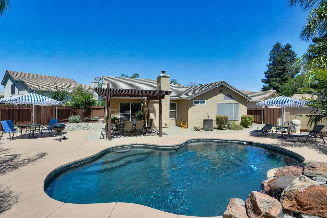9114 Paseo Grande Way - Photo 1