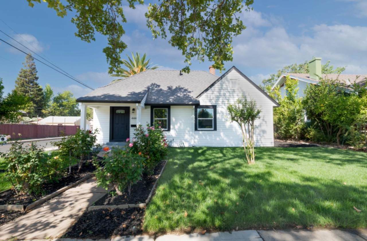 4444 53rd Street - Photo 1