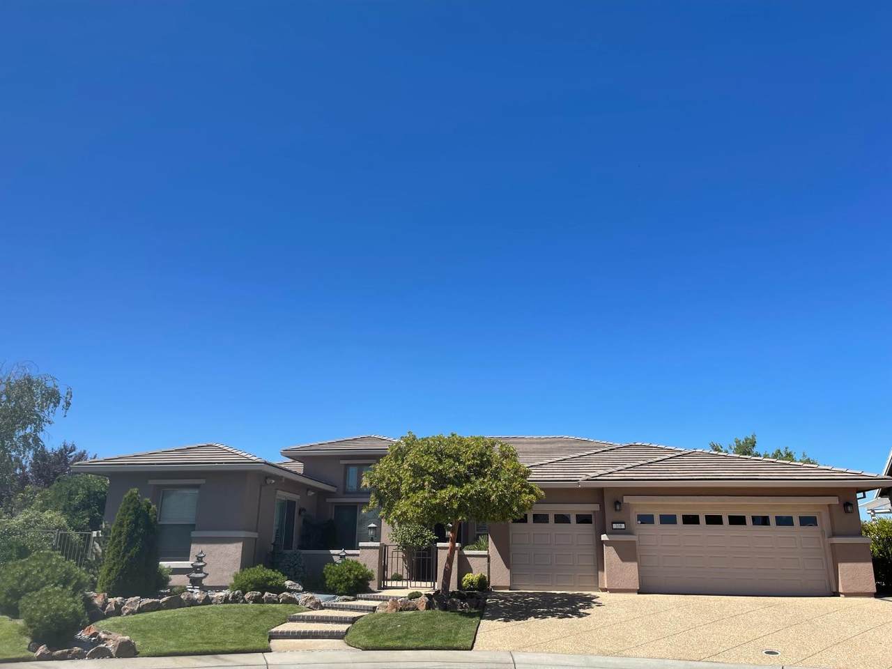 308 Prunella - Photo 1