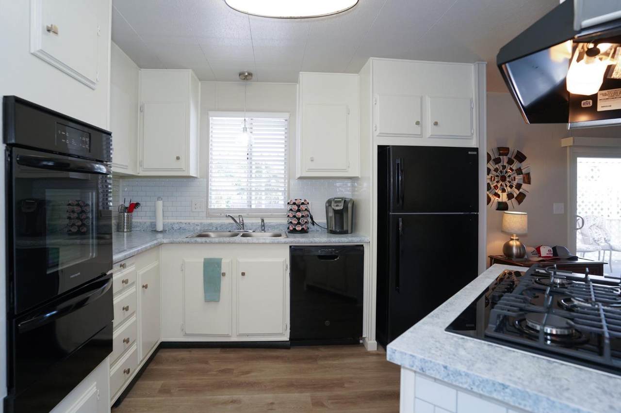 6900 Almond Avenue - Photo 1
