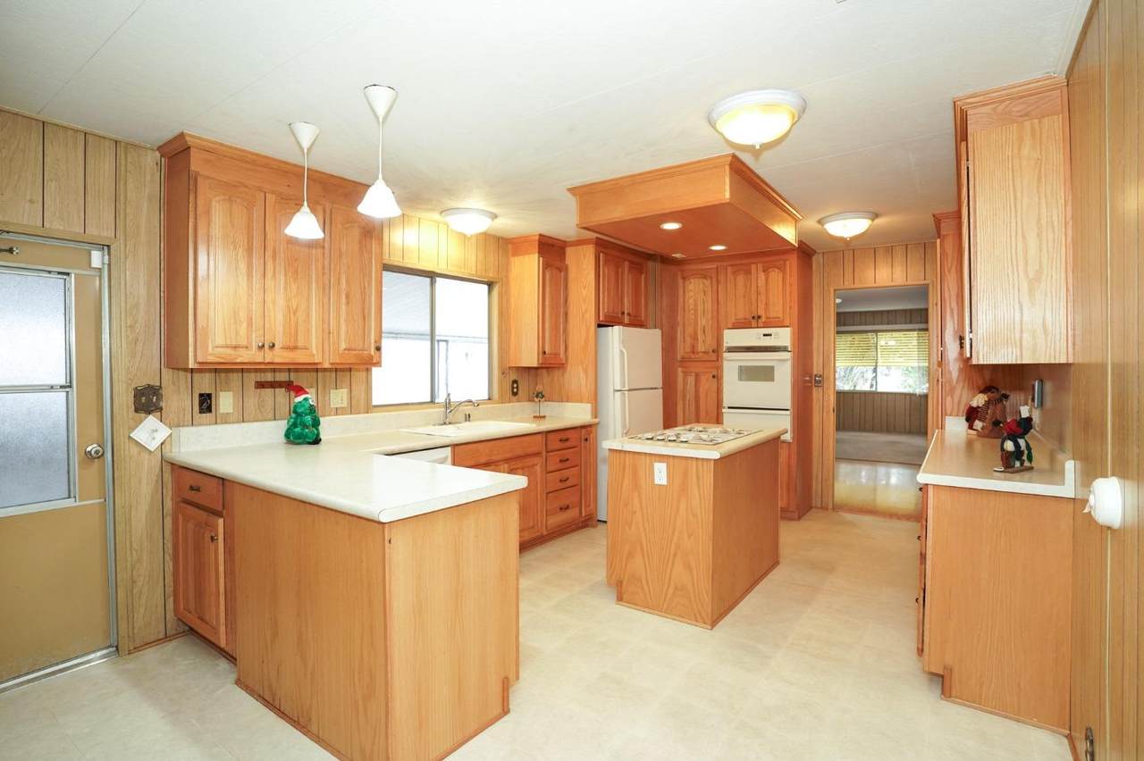8001 Creekfront Lane - Photo 1