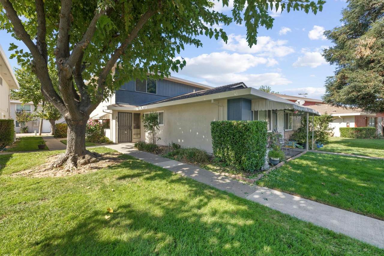 5607 Revelstok Drive - Photo 1