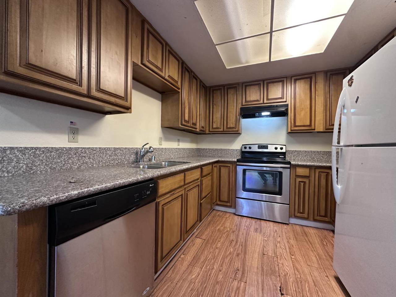 5808 Shadow Creek Drive - Photo 1