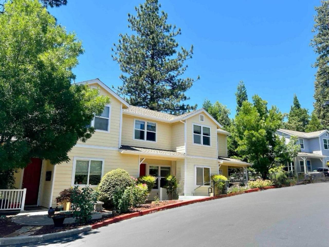 124 Ironhorse Place - Photo 1