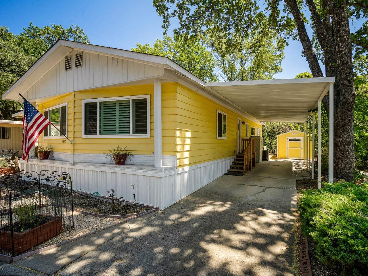 2850 Hidden Springs Circle - Photo 1