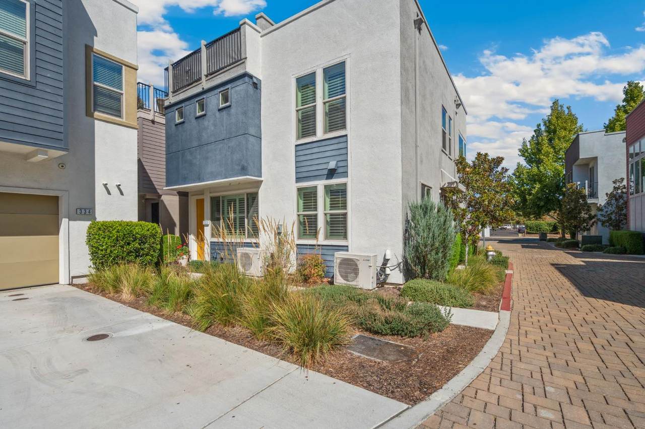 322 1st Avenue - Photo 1