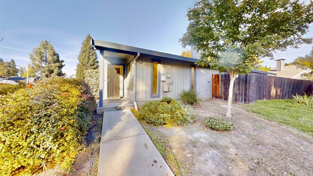 2 Topam Court - Photo 1