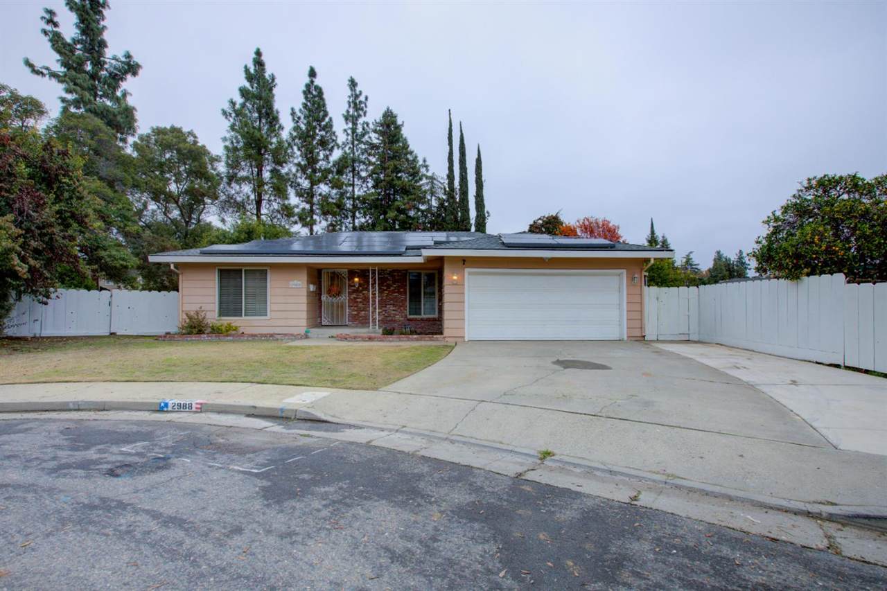 2988 Briarwood Court - Photo 1