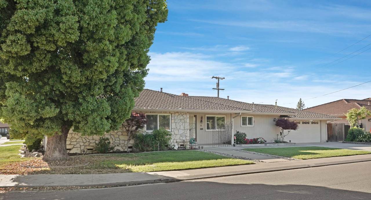5501 Claremont Avenue - Photo 1