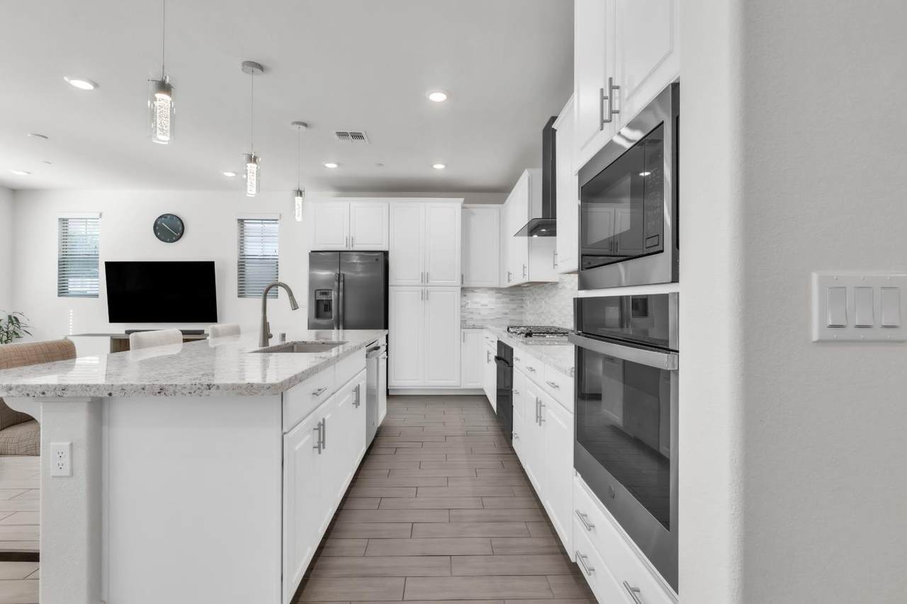 8840 Solo Way - Photo 1