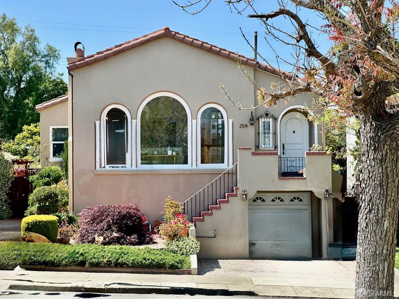 https://bt-photos.global.ssl.fastly.net/sacramento/1280_boomver_3_561097215-2.jpg