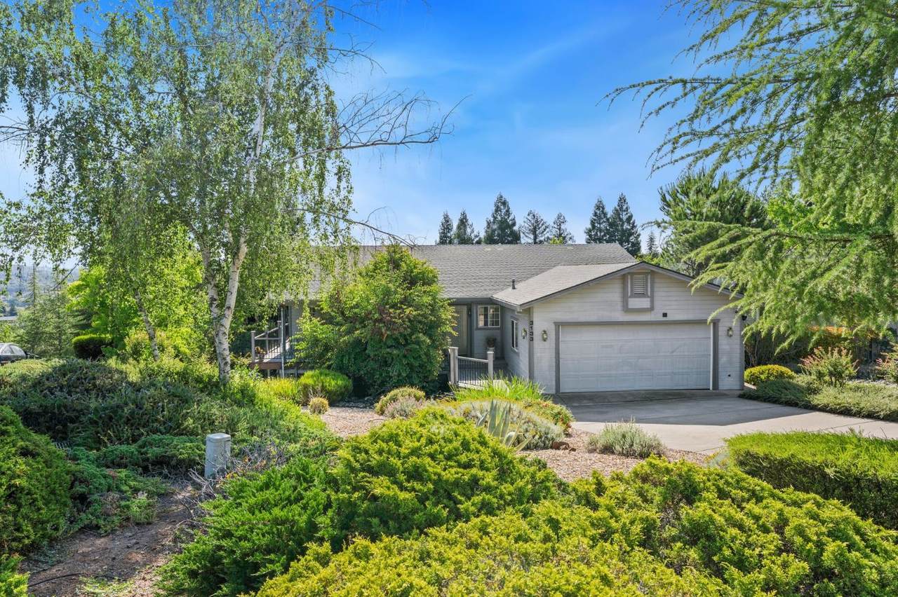 3133 Woodleigh Lane - Photo 1