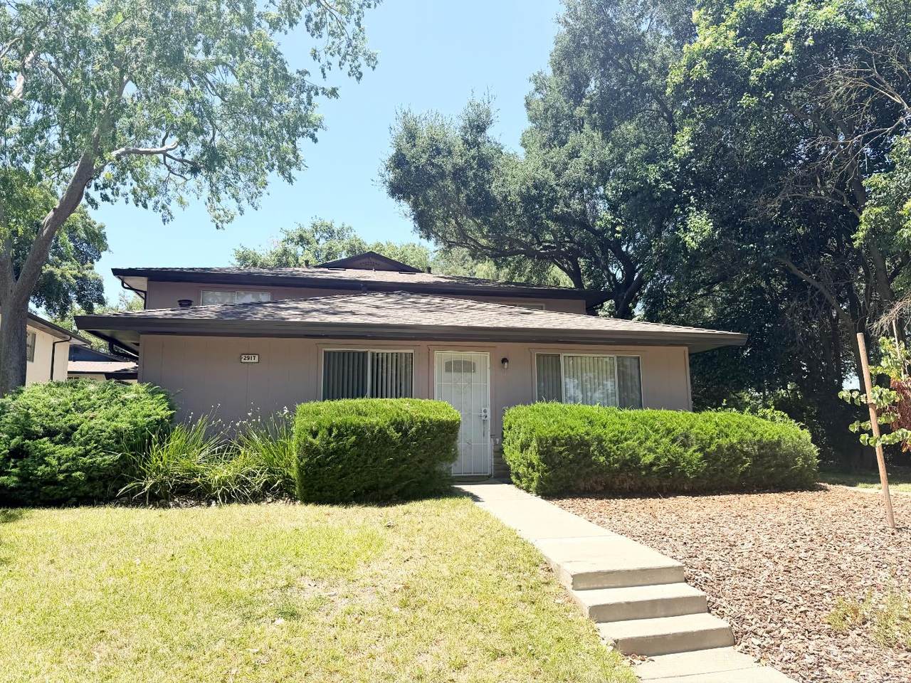 https://bt-photos.global.ssl.fastly.net/sacramento/1280_boomver_1_561183636-2.jpg
