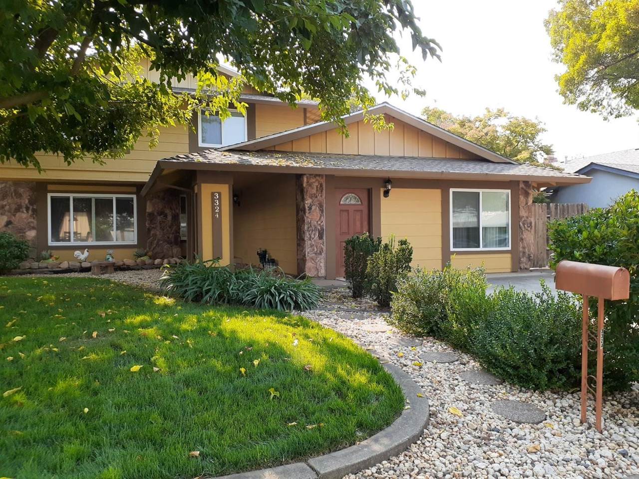 3324 Feltham Way - Photo 1