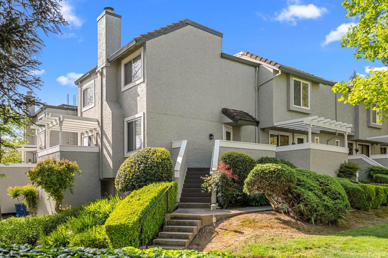 3014 Swallows Nest Drive - Photo 1