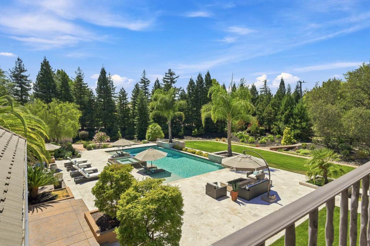 https://bt-photos.global.ssl.fastly.net/sacramento/1280_boomver_4_560973696-2.jpg