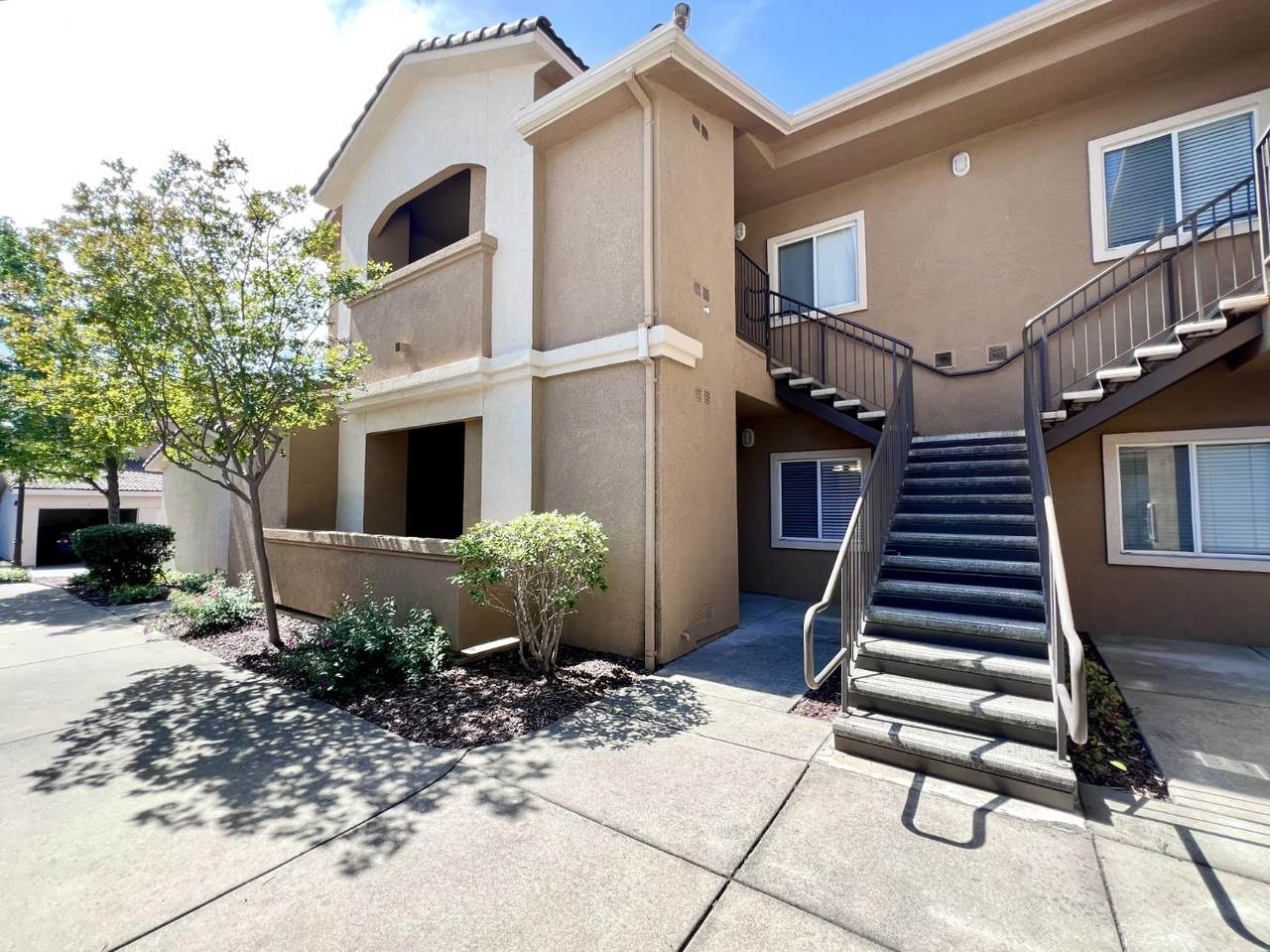 https://bt-photos.global.ssl.fastly.net/sacramento/1280_boomver_4_561078094-2.jpg