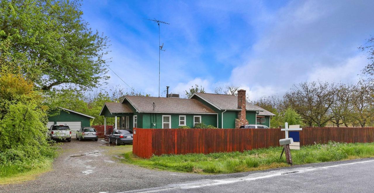 19958 Milton Road - Photo 1