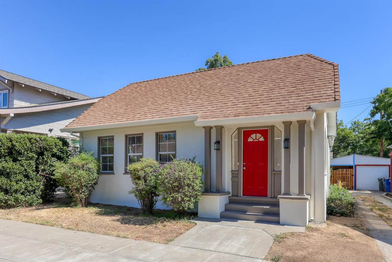 1029 Yale Street - Photo 1