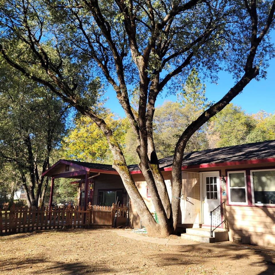 5160 Oak Hill Road - Photo 1