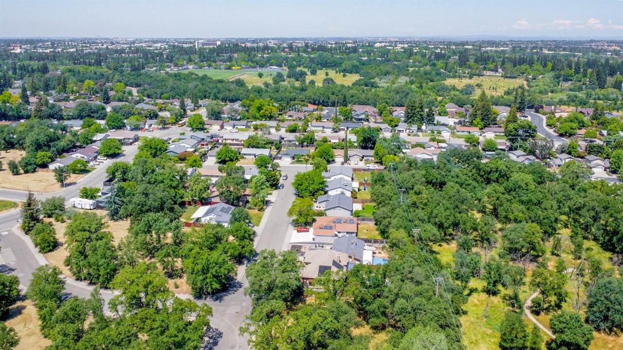 1215 Meadow Lane - Photo 1