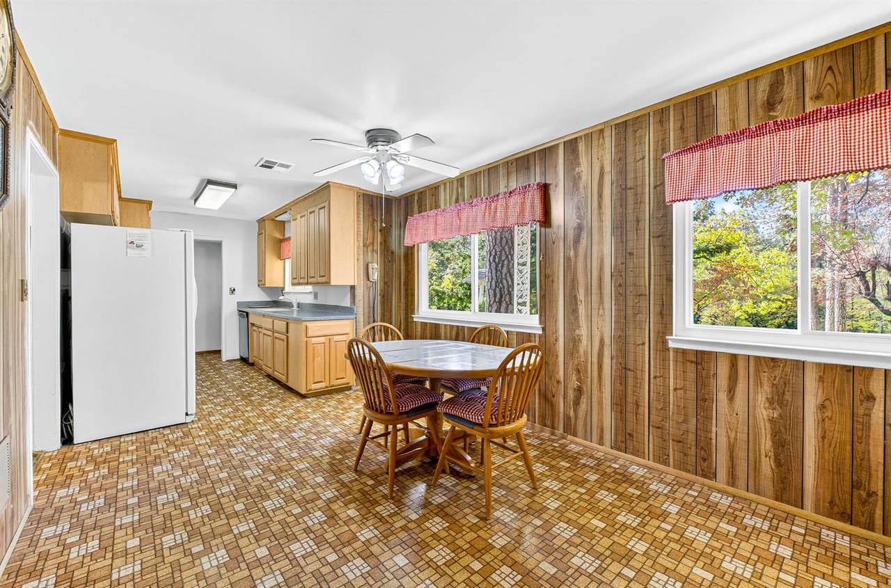 1130 Sage Road - Photo 1