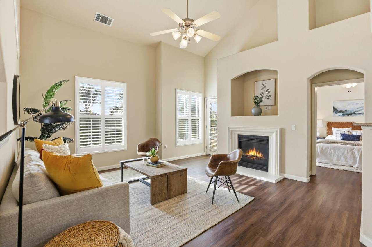 5512 Tares Circle - Photo 1