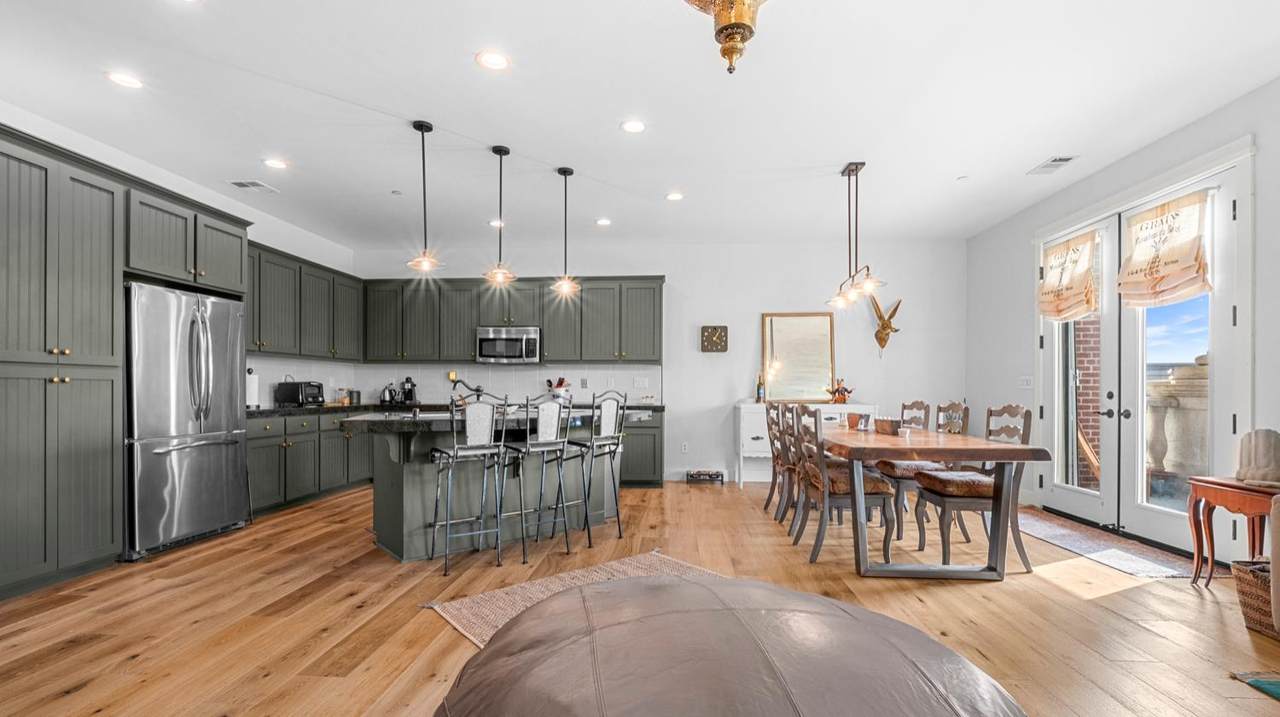225 Stone St. - Photo 1