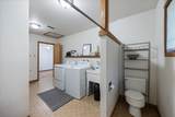 8945 Holmes Way - Photo 15