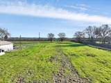 3093 Feather River Blvd - Photo 17