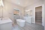 1014 Via Treviso - Photo 32