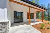 5569 Crestline Drive - Photo 2