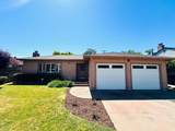 1112 Country Club Boulevard - Photo 2
