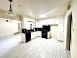 1112 Country Club Boulevard - Photo 4