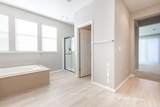 2565 Crescent Way - Photo 22