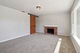 582 Hughes Avenue - Photo 7