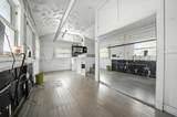 218 Shakeley - Photo 12