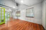 218 Shakeley - Photo 7