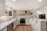 1051 Cerro Vista Drive - Photo 3