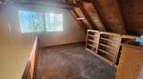 2033 Love Creek Road - Photo 12