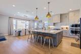 637 Chelsea - Photo 17