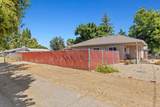 2325 Archer Avenue - Photo 37