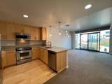 38 Almaden Boulevard - Photo 1