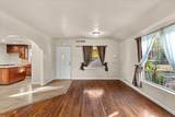210 Rowland Avenue - Photo 10