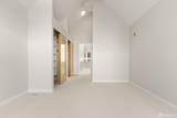 2090 Fell Street - Photo 15